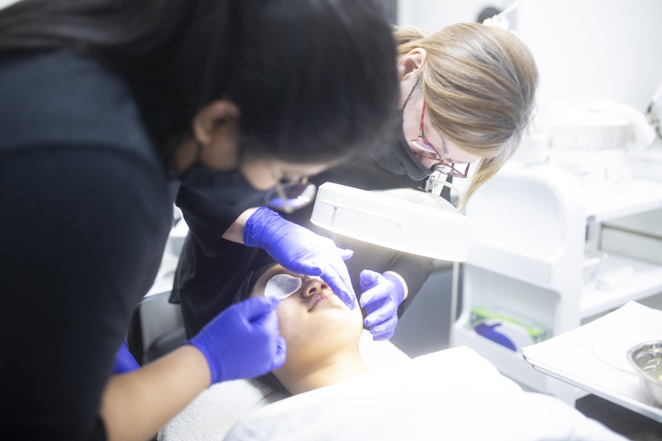 Rich results on Google's SERP when searching for 'beauty school'