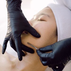 Dermaplaning training in Vancouver, British Columbia