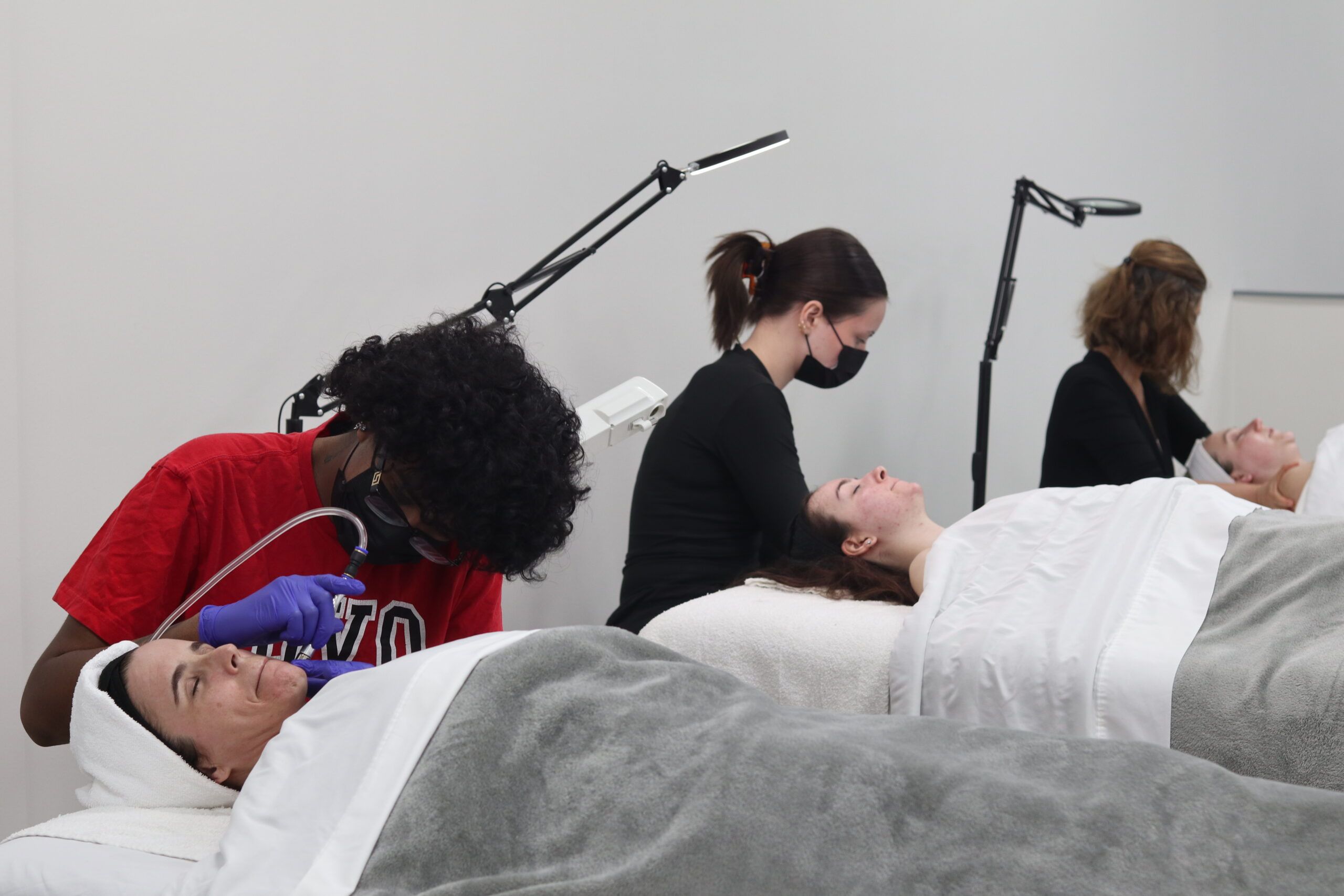 What to Expect in Your First Months of Esthetics School